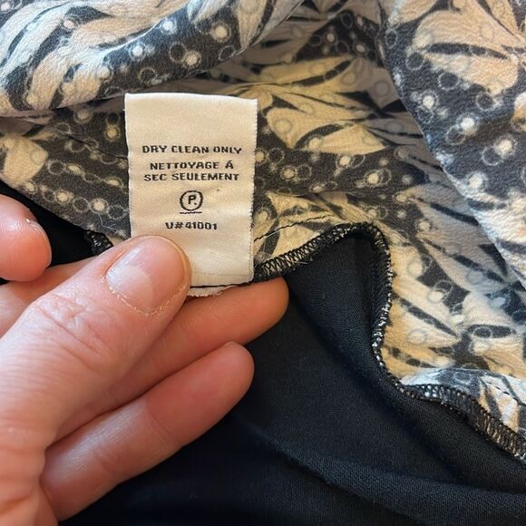 Diane Von Furstenberg DvF Angela Silk Top Panther Lace Black Women's Sz 2 Animal - Picture 12 of 12